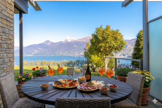 Luxury Villa in a modern context in Menaggio – pool and stunning lake views