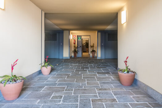 Modern panoramic apartment in Menaggio – with pool and rooftop garden