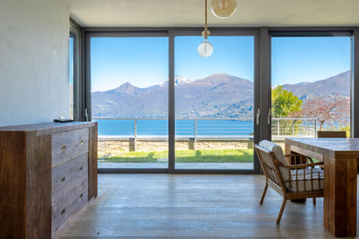 Luxury Villa in a modern context in Menaggio – pool and stunning lake views
