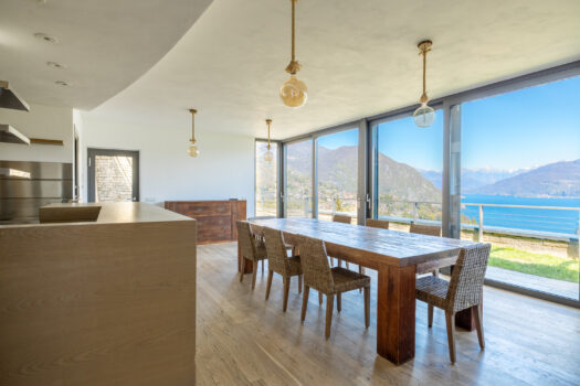 Luxury Villa in a modern context in Menaggio – pool and stunning lake views