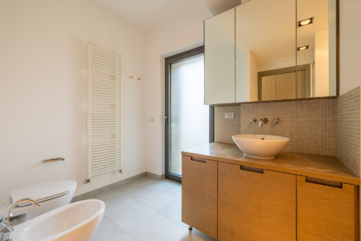 Luxury Villa in a modern context in Menaggio – pool and stunning lake views