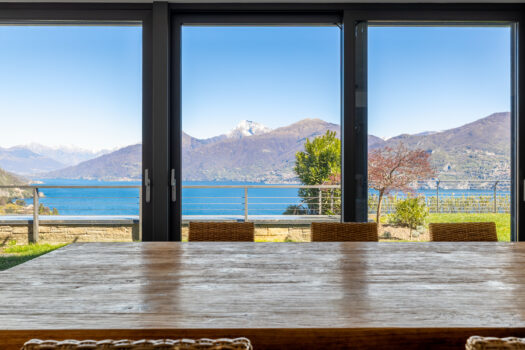 Luxury Villa in a modern context in Menaggio – pool and stunning lake views