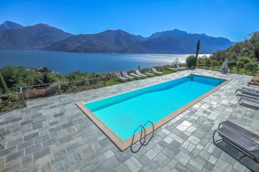 Prestigious panoramic apartment in Menaggio – with pool and sun deck