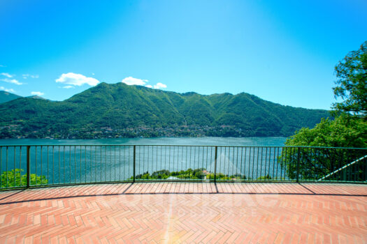 Villa with fabulous lake view in Cernobbio