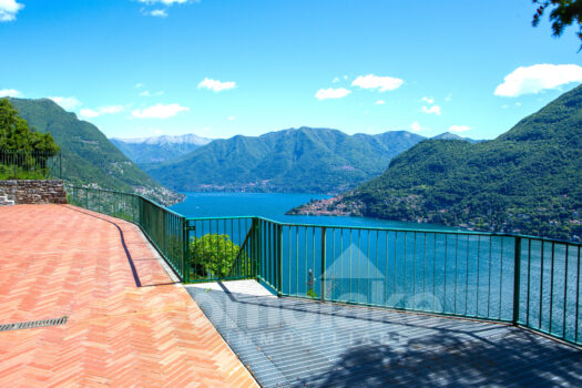Villa with fabulous lake view in Cernobbio