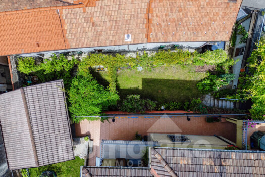 Lake house with garden in Torno