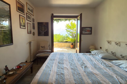 Luxury apartment in Menaggio – lake view
