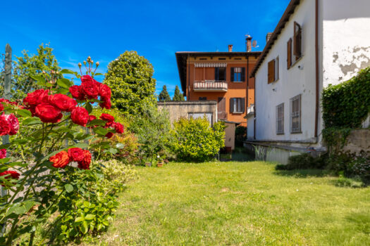 Small villa in the centre of Menaggio – lake view