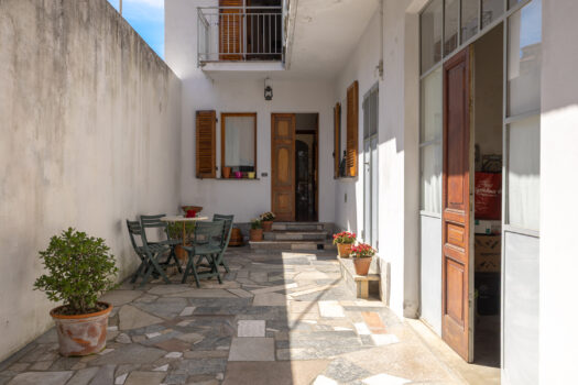 Small villa in the centre of Menaggio – lake view