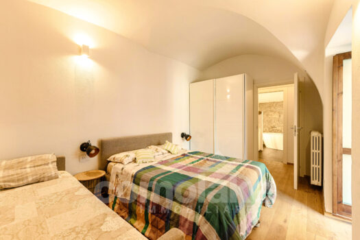 Historic house directly on the lake with terrace in Laglio