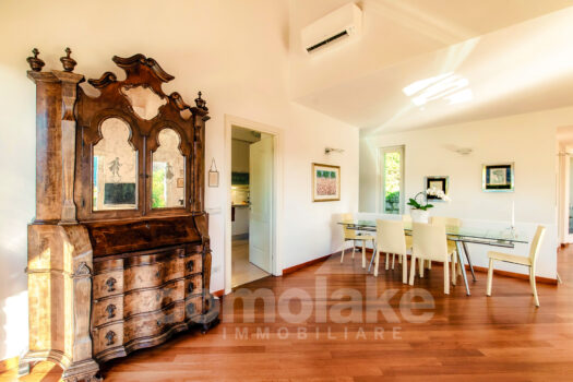 Modern villa with garden and lake view in Cernobbio