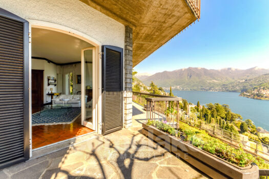Villa with wonderful lake view in Moltrasio