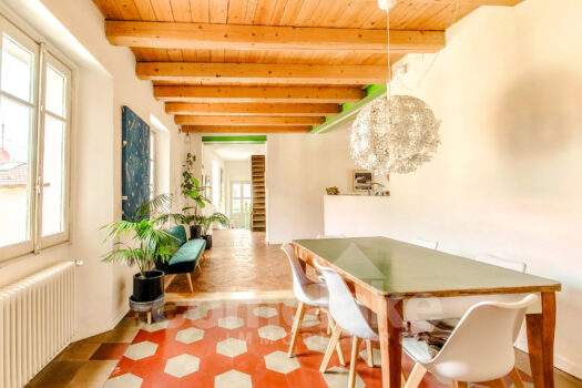 Lake house with garden in Torno