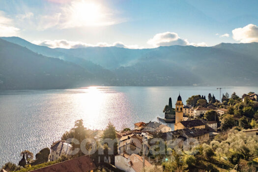 Detached villa near the lake in Laglio