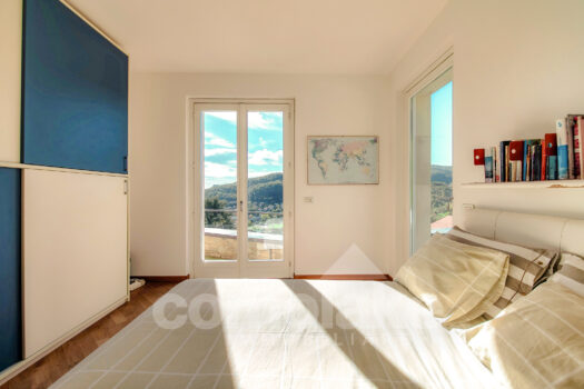 Modern villa with garden and lake view in Cernobbio
