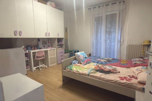 Apartment in the centre of Menaggio – with parking space