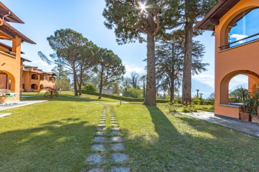 Menaggio β Two one-bedroom apartments with lake views in a residence featuring a historic park