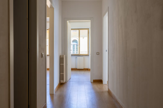 Apartment in the centre of Menaggio – with parking space