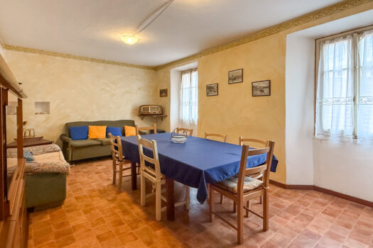 Apartment in San Siro Rezzonico near the lake