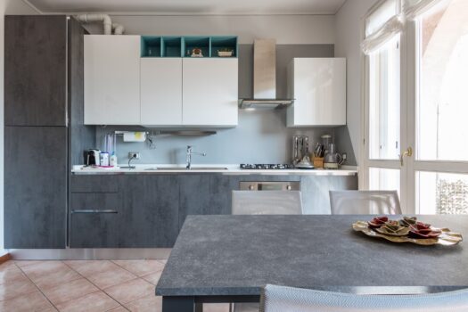 Apartment in a residential complex with a swimmingpool in Pianello del Lario