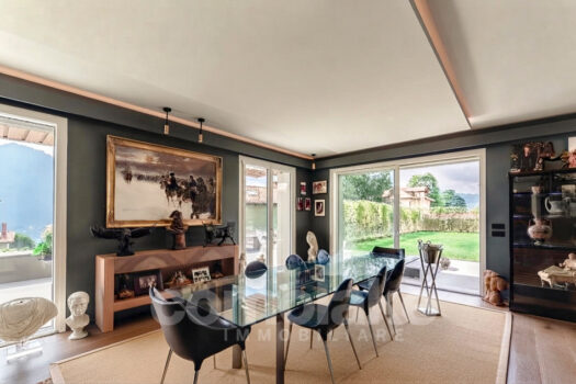 Modern apartment in a villa with garden in Cernobbio