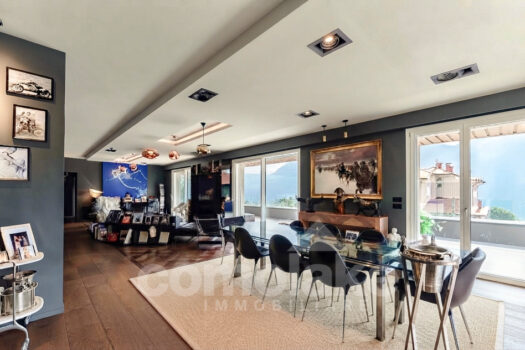 Modern apartment in a villa with garden in Cernobbio