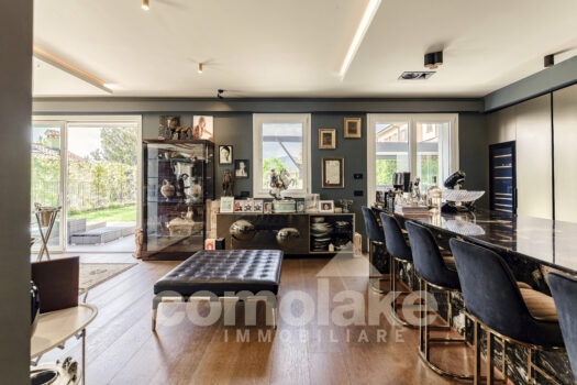 Modern apartment in a villa with garden in Cernobbio