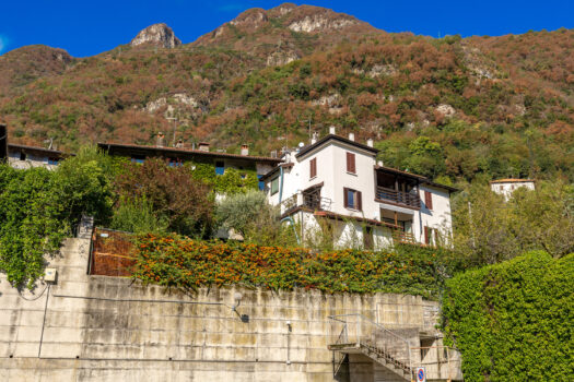 Elegant apartment with a stunning lake view in Laglio