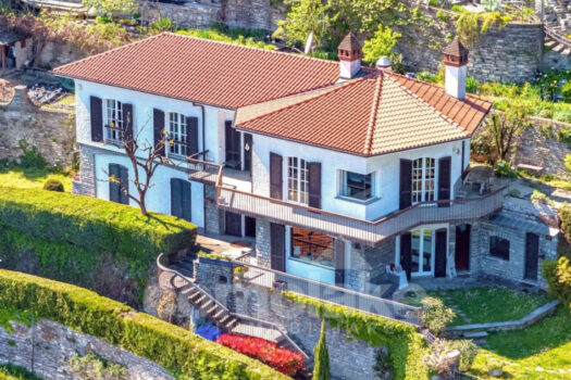 Villa with wonderful lake view in Moltrasio
