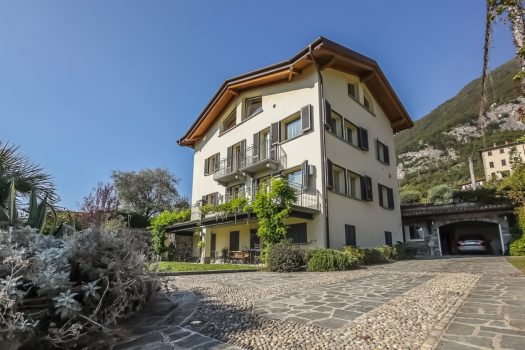 Villa con giardino in Tremezzina – ristrutturata a nuovo con vista lago