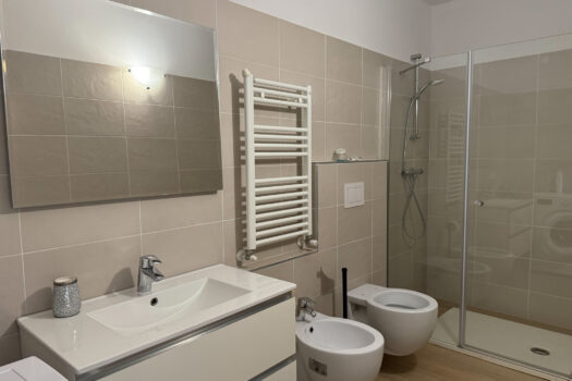 Nuovo residence a Menaggio – con piscina e vista lago