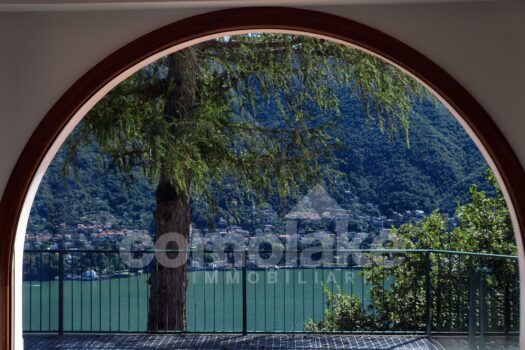 Villa a Cernobbio con incantevole vista lago