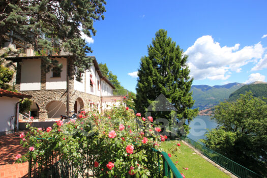 Villa a Cernobbio con incantevole vista lago
