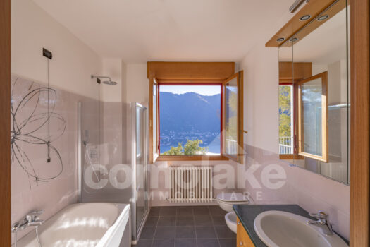 Villa a Cernobbio con incantevole vista lago