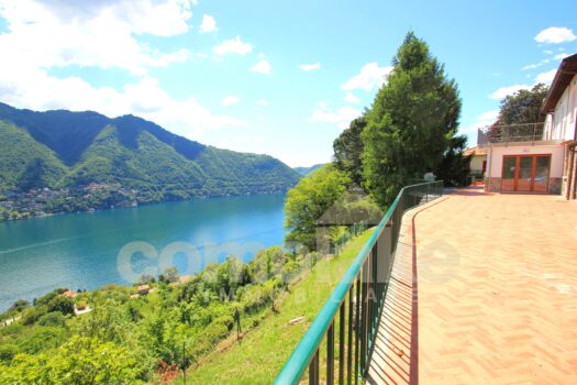Villa a Cernobbio con incantevole vista lago