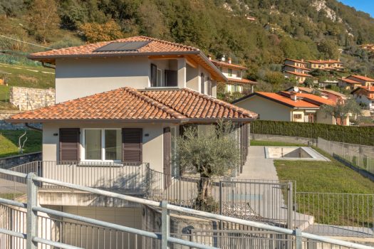 Nuova villa con piscina in Tremezzina – vista lago stupenda
