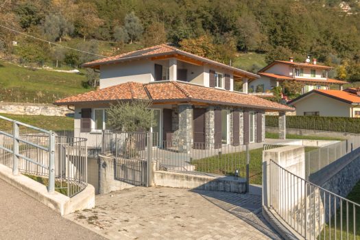 Nuova villa con piscina in Tremezzina – vista lago stupenda