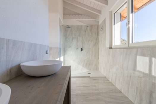 Nuova villa con piscina in Tremezzina – vista lago stupenda