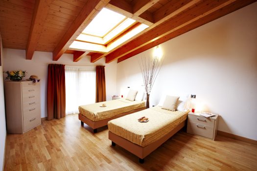 Appartamenti in residence con piscina a Griante