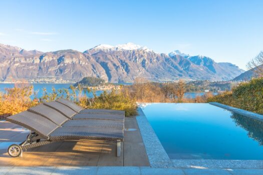 Villa moderna con piscina e vista lago in Tremezzina