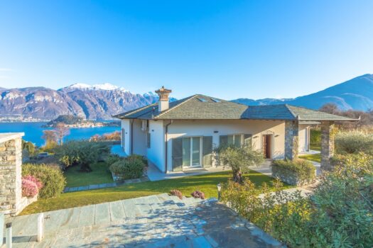 Villa moderna con piscina e vista lago in Tremezzina