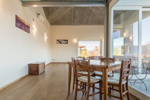Villa moderna con piscina e vista lago in Tremezzina