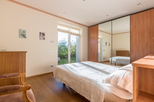 Villa moderna con piscina e vista lago in Tremezzina