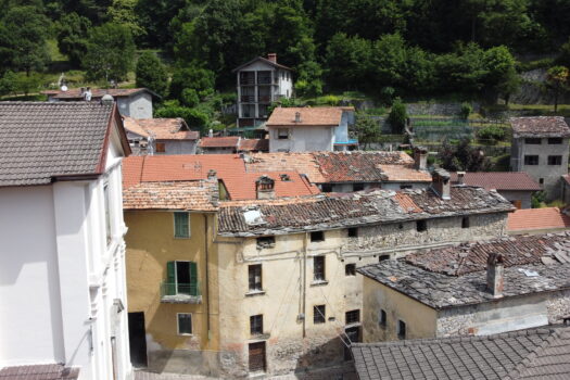 Antica casa in pietra da ristrutturare