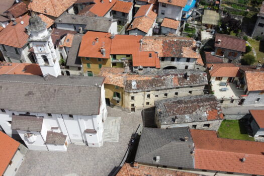 Antica casa in pietra da ristrutturare