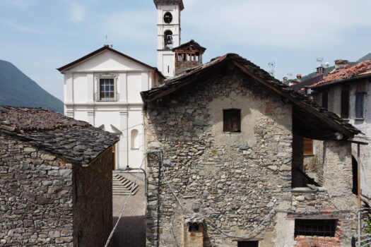 Antica casa in pietra da ristrutturare