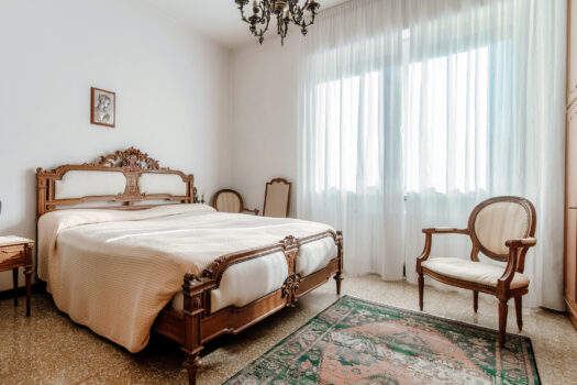 Casa con ampio giardino a Como