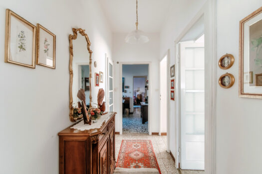 Casa con ampio giardino a Como