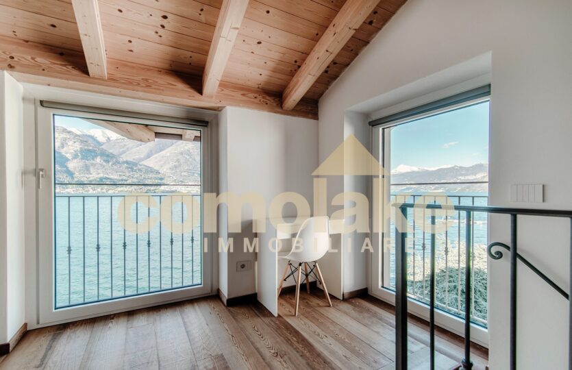 Appartamento moderno con vista lago e terrazzi