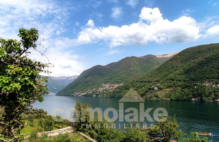 Casa con giardino vicino a Cernobbio